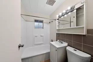 8845 Ebro Ct, Springfield Township, OH 45231 - Photo 22