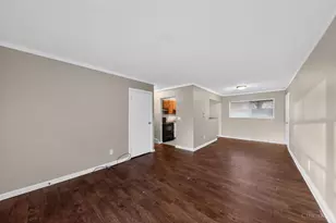 8845 Ebro Ct, Springfield Township, OH 45231 - Photo 6