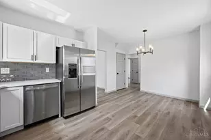 6826 Sampson Ln, Silverton, OH 45236 - Photo 12