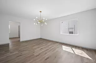 6826 Sampson Ln, Silverton, OH 45236 - Photo 4