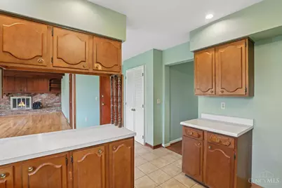 10215 Pendery Drive, Montgomery, OH 45242 - Photo 12