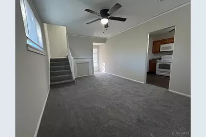 6 Chalmers Court, Green Hills, OH 45218 - Photo 2