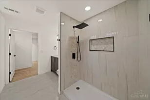 9197 Long Ln, Springfield Township, OH 45231 - Photo 26