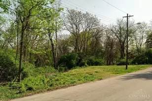 6462 Crestview Ave, Cincinnati, OH 45213 - Photo 2