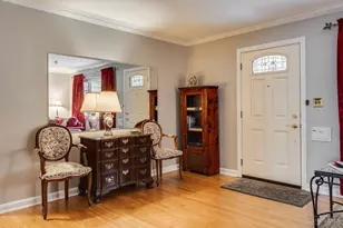 46 Forest Ave, Cincinnati, OH 45215 - Photo 6