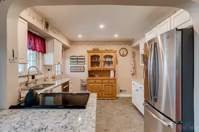 46 Forest Avenue, Cincinnati, OH 45215 - Photo 14