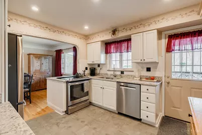 46 Forest Avenue, Cincinnati, OH 45215 - Photo 16