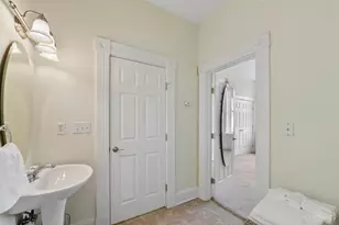 1931 Bigelow, Cincinnati, OH 45219 - Photo 32