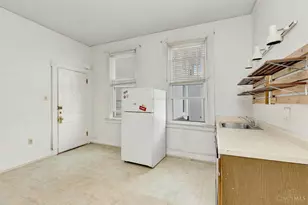241 Klotter Ave, Cincinnati, OH 45219 - Photo 14
