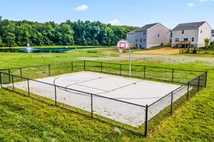 1898 Pondwood Ct, Goshen, OH 45122 - Photo 6