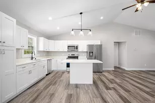 116 Black Hawk Dr, Franklin Township, OH 45171 - Photo 10