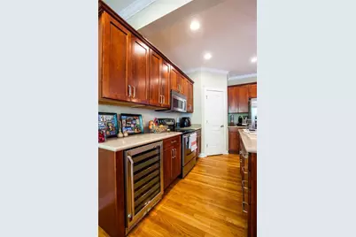 3220 Linwood Avenue, Cincinnati, OH 45226 - Photo 6