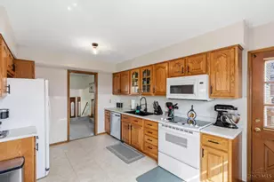 709 Park Dr, Middletown, OH 45044 - Photo 8