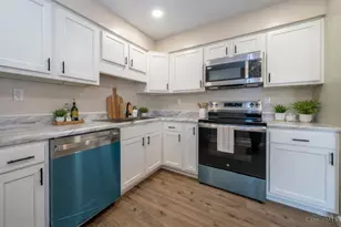 3203 Fantasia Trail, Miami Township, OH 45449 - Photo 16