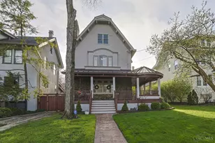 1308 Edwards Rd, Cincinnati, OH 45208 - Photo 2