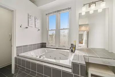 923 Paradrome Street, Cincinnati, OH 45202 - Photo 20