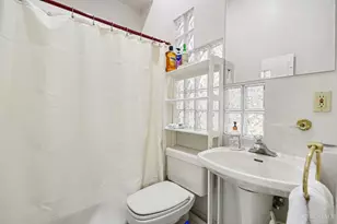 923 Paradrome St, Cincinnati, OH 45202 - Photo 16