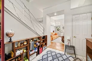 923 Paradrome St, Cincinnati, OH 45202 - Photo 18