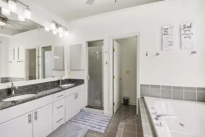 923 Paradrome Street, Cincinnati, OH 45202 - Photo 22