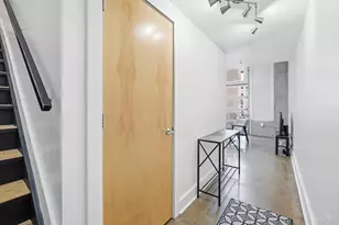 353 W 4th St, Cincinnati, OH 45202 - Photo 22