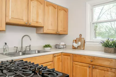 4833 Fairview Avenue, Cincinnati, OH 45242 - Photo 12