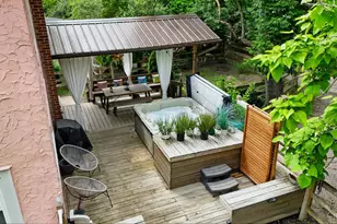 130 Mary Ln, Cincinnati, OH 45217 - Photo 8