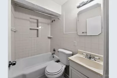 8634 Daly Road, Springfield Township, OH 45231 - Photo 14