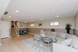 9043 Academy View Ct, Washington Twp, OH 45458 - Photo 22