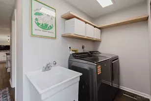 9043 Academy View Ct, Washington Twp, OH 45458 - Photo 40