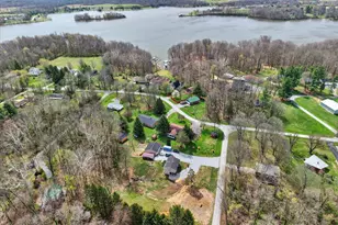 6910 Brad Rd, Paint Township, OH 45133 - Photo 36