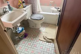 4224 Virginia Ave, Cincinnati, OH 45223 - Photo 20