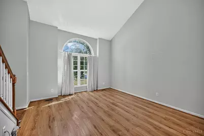 328 Keeneland Court, Lebanon, OH 45036 - Photo 8