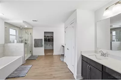 5900 Carriage Meadows Drive, Liberty Township, OH 45011 - Photo 14