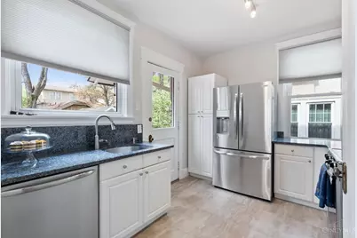3611 Wilshire Avenue, Cincinnati, OH 45208 - Photo 8