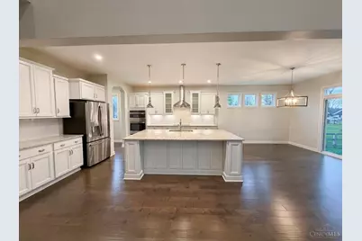 353 Cedar Drive, Loveland, OH 45140 - Photo 2