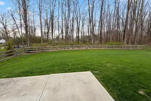 353 Cedar Dr, Loveland, OH 45140 - Photo 6