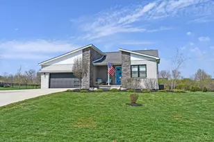 5645 Rivers Fork Dr, Morrow, OH 45152 - Photo 2