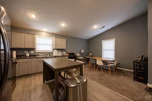 6915 Mearl Ave, Cincinnati, OH 45239 - Photo 8