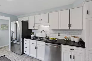 7344 Quailhollow Dr, Sycamore Township, OH 45243 - Photo 10