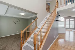 6222 Old Stone Ct, Fairfield Township, OH 45011 - Photo 4