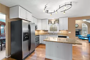 5660 Chestnut View Ln, Stonelick Township, OH 45150 - Photo 8