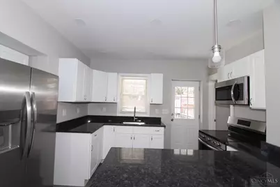 3837 Iona Avenue, Cincinnati, OH 45213 - Photo 4