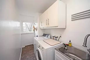 2515 Fairhill Dr, Cincinnati, OH 45239 - Photo 18