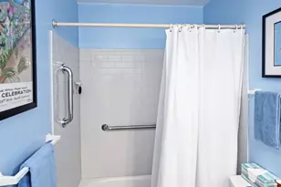 2515 Fairhill Dr, Cincinnati, OH 45239 - Photo 32