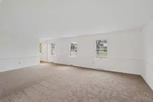 7284 Kirkridge Dr, Green Township, OH 45233 - Photo 8