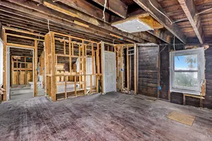 2169 Sohn St, Cincinnati, OH 45219 - Photo 18