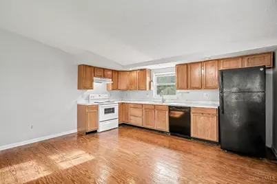 2226 Ravine Street, Cincinnati, OH 45219 - Photo 6