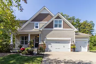 880 Sunrise Ridge Ct, Hamilton Township, OH 45039 - Photo 1