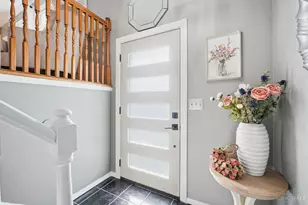 5942 Cedaridge Dr, Green Township, OH 45247 - Photo 8