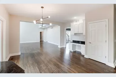 8676 Kenwood Road, Cincinnati, OH 45242 - Photo 12